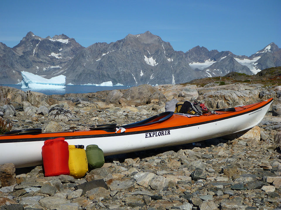 Using the Filler plus another Bag kayaking in Greenland. It's easier to stow 2 smaller bags rather than 1 big one. Using the Filler plus another Bag kayaking in Greenland. It's easier to stow 2 smaller bags rather than 1 big one.