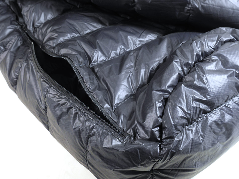 Optional footzip on half-bag Optional footzip on half-bag