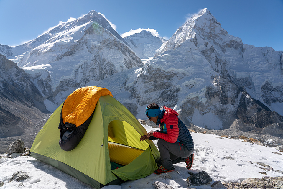 With Tenji Sherpa (Lhotse and Everest in the background) With Tenji Sherpa (Lhotse and Everest in the background)