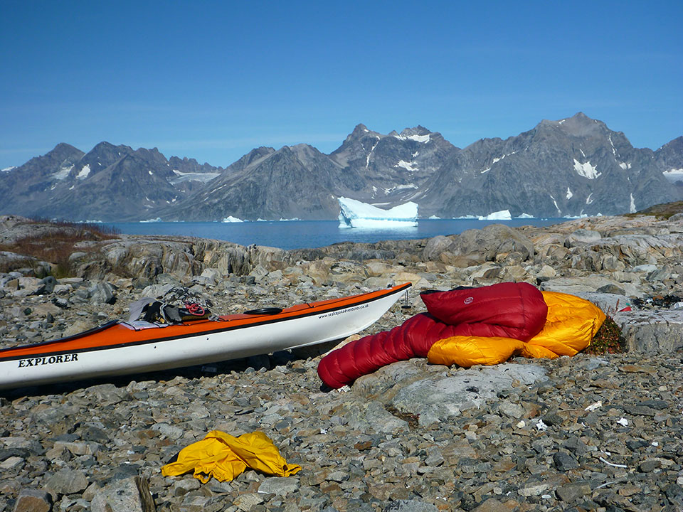 Using the Combi plus another Bag kayaking in Greenland. It's easier to stow two smaller bags. Using the Combi plus another Bag kayaking in Greenland. It's easier to stow two smaller bags.