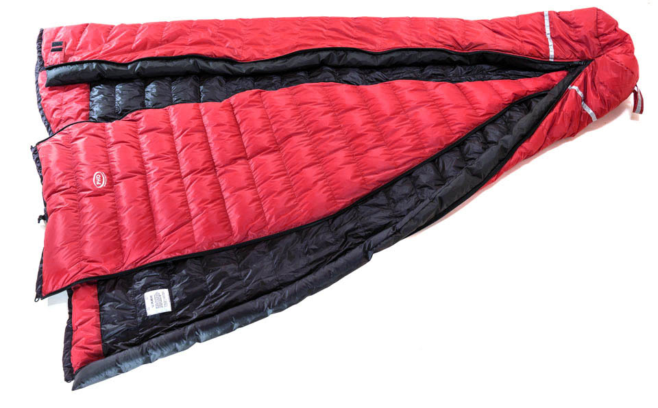 Optional zip-in width extender turns bag into a double. Optional zip-in width extender turns bag into a double.