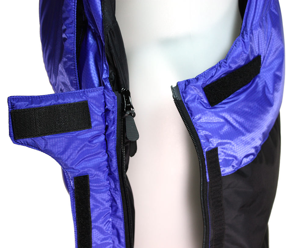 Large (A4 sized) storage pocket on chest Large (A4 sized) storage pocket on chest